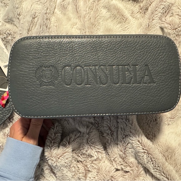 Brand new Consuela Keanu Your Way - Picture 13 of 13